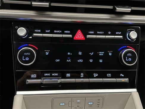 Certified 2025 Hyundai Santa Fe SEL image 27