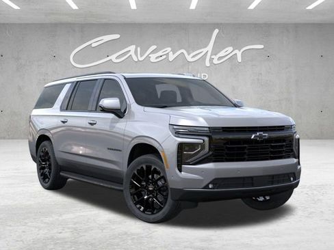 New 2026 Chevrolet Suburban RST image 7