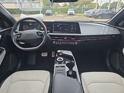 Used 2024 Kia EV6 GT-Line w/ GT-Line White Seat Package image 29