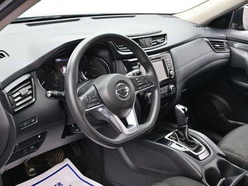Used 2018 Nissan Rogue S image 15