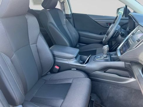Used 2024 Subaru Outback AWD/4WD image 17
