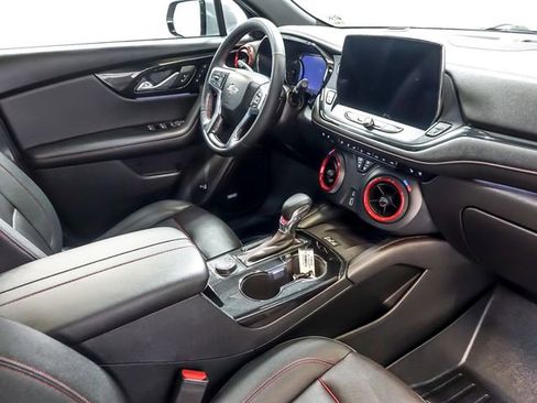 Certified 2023 Chevrolet Blazer RS w/ Enhanced Convenience Package AWD/4WD image 33