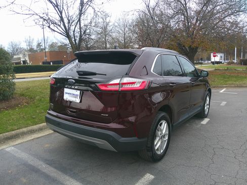 Used 2022 Ford Edge SEL w/ Convenience Package image 12