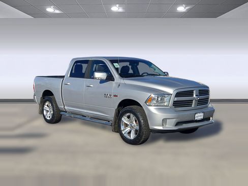 Used 2015 RAM 1500 Sport image 6