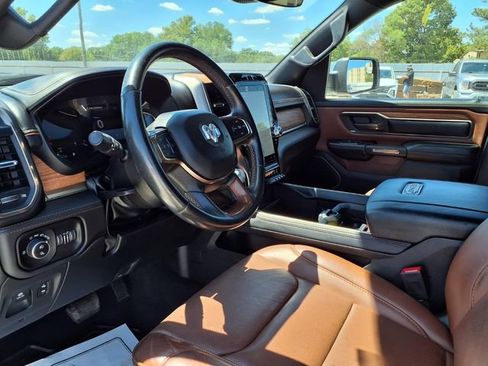 Used 2023 RAM 1500 Limited AWD/4WD image 11