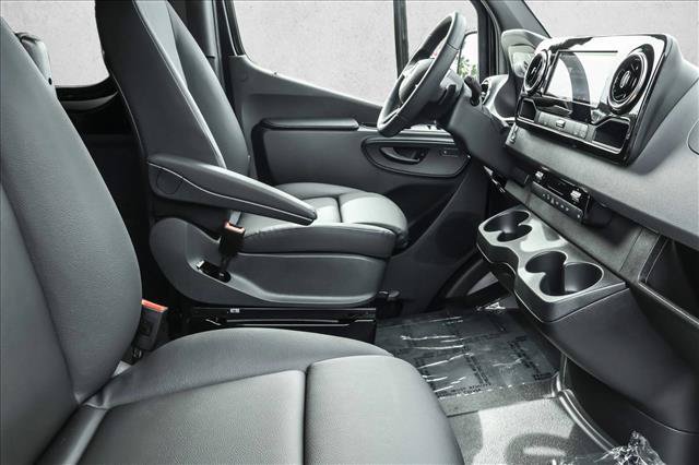 New 2026 Mercedes-Benz Sprinter 2500 image 26