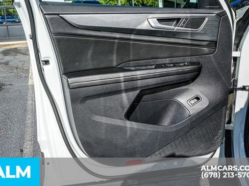 Used 2024 Volkswagen Atlas Cross Sport SE image 47