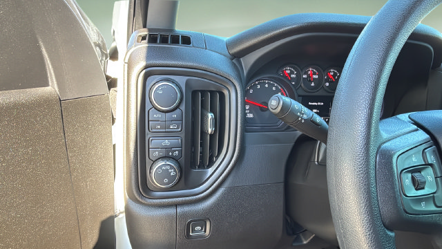 Used 2025 Chevrolet Silverado 1500 Custom AWD/4WD image 21
