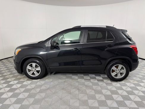 Used 2015 Chevrolet Trax LT w/ LT Plus Package FWD image 8