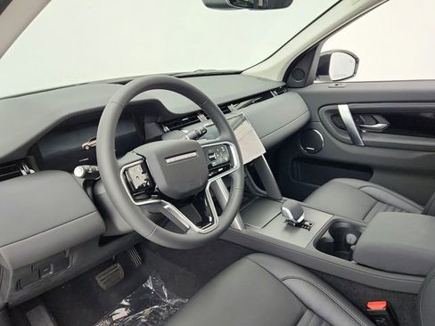 Certified 2025 Land Rover Discovery Sport S image 24