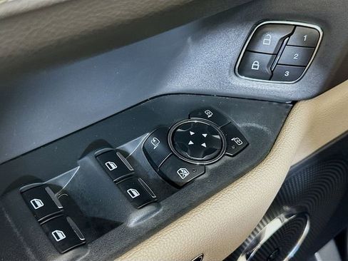 Certified 2023 Ford Expedition Limited image 8