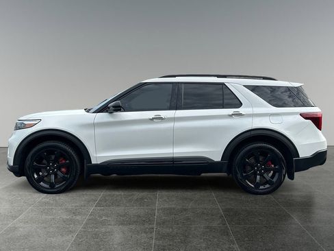 Used 2022 Ford Explorer ST w/ ST Street Pack AWD/4WD image 4