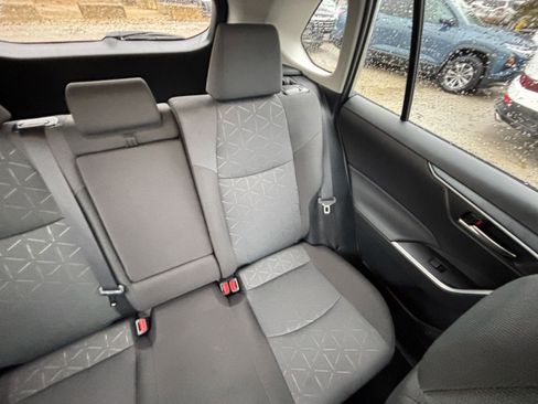 Used 2025 Toyota RAV4 XLE image 37