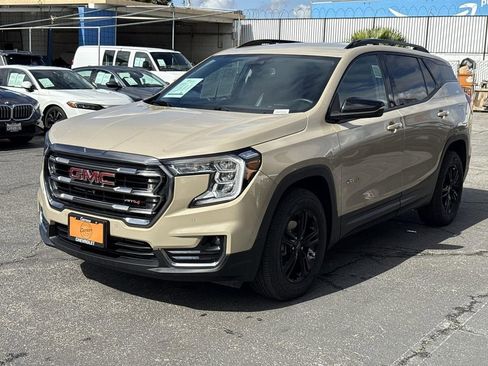 Used 2022 GMC Terrain AT4 w/ Tech Package image 7