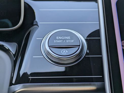 Used 2024 Mercedes-Benz S 580 4MATIC Sedan image 25