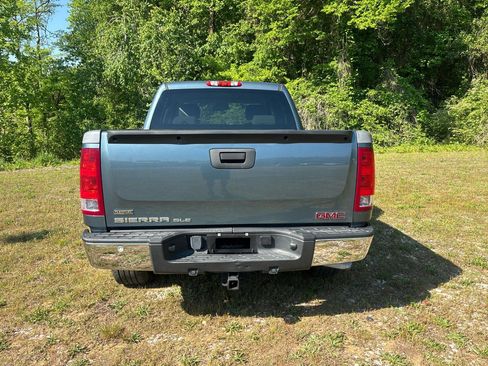 Used 2011 GMC Sierra 1500 SLE w/ Convenience Package image 4