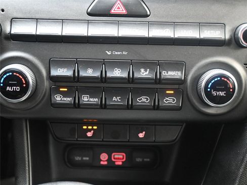 Used 2017 Kia Sportage EX image 5