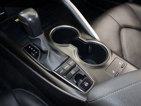 Used 2023 Toyota Camry XSE image 22