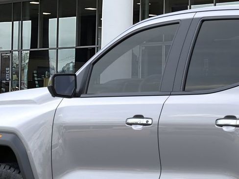 New 2026 GMC Canyon Denali AWD/4WD image 12