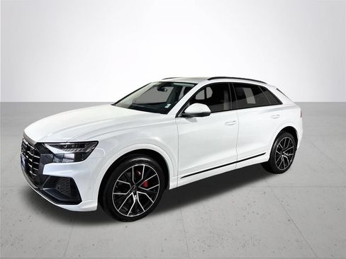 Used 2023 Audi Q8 Premium Plus w/ Premium Plus Package AWD/4WD image 2