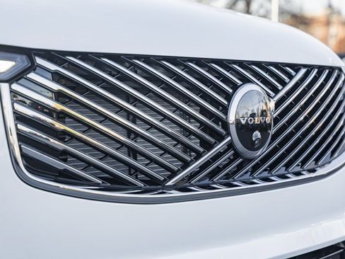 New 2026 Volvo XC90 T8 Plus image 11