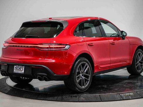 Used 2024 Porsche Macan image 4