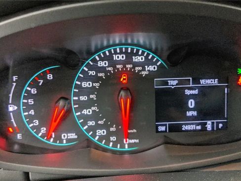 Used 2018 Chevrolet Trax LT w/ LT Convenience Package image 15