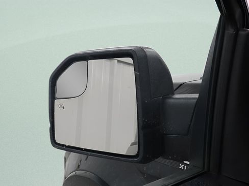 Used 2019 Ford F150 XLT w/ Equipment Group 302A Luxury AWD/4WD image 24