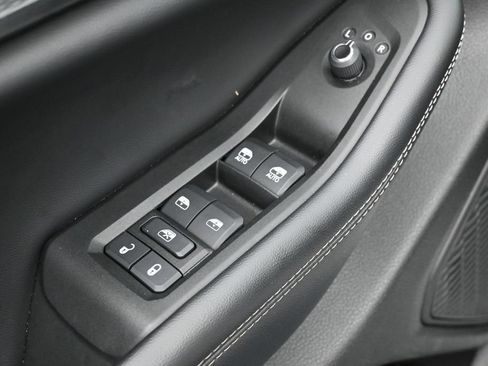 Used 2024 Jeep Grand Cherokee Altitude RWD image 14