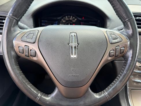 Used 2015 Lincoln MKX FWD w/ Equipment Group 102A image 11