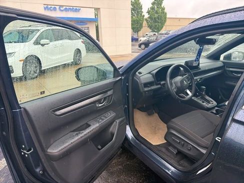 Used 2025 Honda CR-V Sport image 6