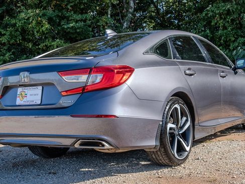 Used 2020 Honda Accord Sport image 5