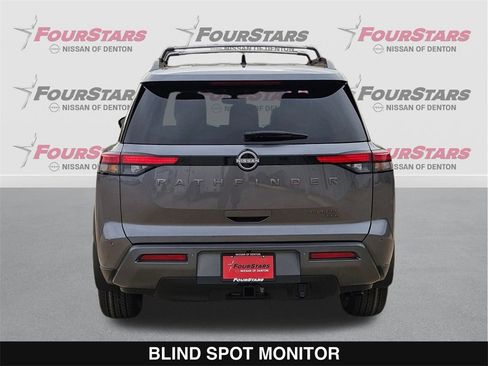 New 2026 Nissan Pathfinder Platinum image 5