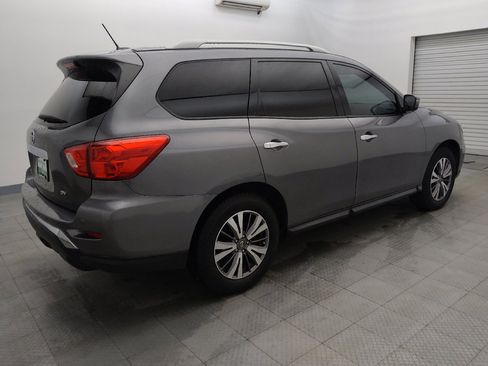 Used 2017 Nissan Pathfinder SV FWD image 10