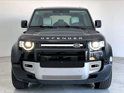 Used 2025 Land Rover Defender 110 S AWD/4WD image 3