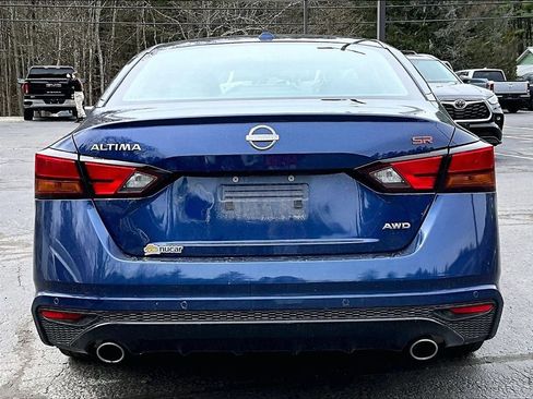 Used 2024 Nissan Altima 2.5 SR AWD/4WD image 5