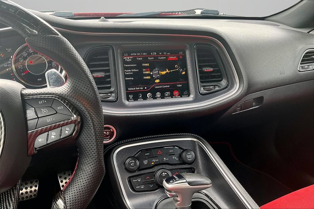 Used 2016 Dodge Challenger R/T Scat Pack RWD image 9