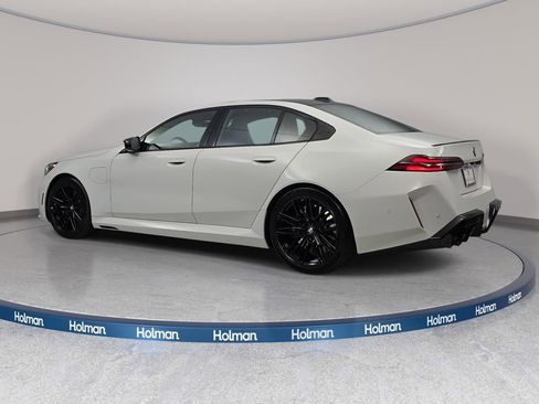 Used 2026 BMW M5 w/ Executive Package AWD/4WD image 8