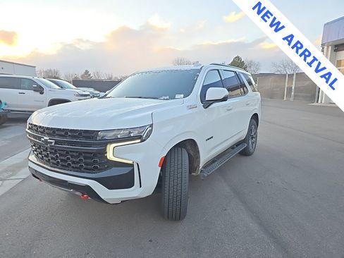 Used 2022 Chevrolet Tahoe Z71 w/ Luxury Package image 4