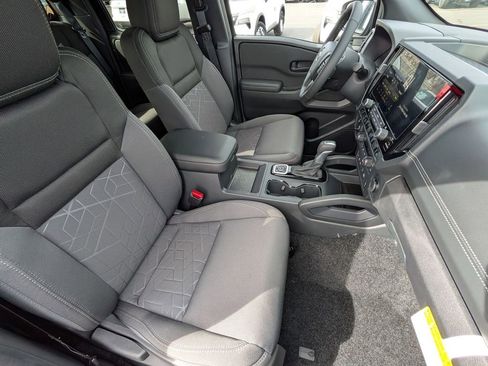 New 2026 Nissan Frontier SV image 25