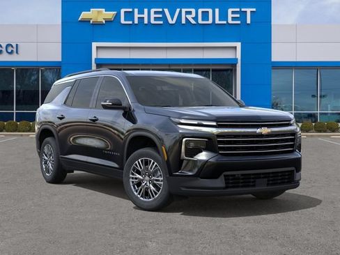 New 2027 Chevrolet Traverse LT FWD image 7