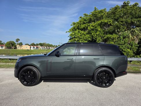 Certified 2023 Land Rover Range Rover SE AWD/4WD image 7