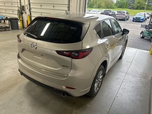 Used 2025 MAZDA CX-5 AWD 2.5 S w/ Preferred Package image 7
