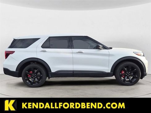 Certified 2022 Ford Explorer ST w/ Equipment Group 401A image 6