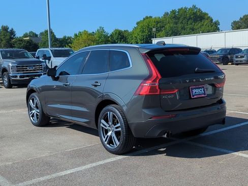 Used 2020 Volvo XC60 T5 Momentum w/ Protection Package AWD/4WD image 9