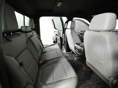 Used 2019 Chevrolet Silverado 1500 LT Trail Boss image 23