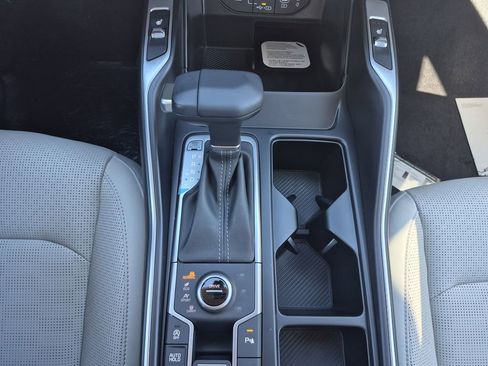 New 2026 Kia Sorento S image 9