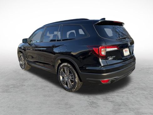 Used 2022 Honda Pilot Sport image 4