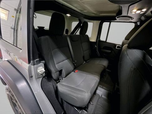 Used 2020 Jeep Wrangler Unlimited Sport image 24
