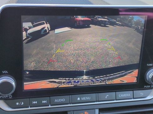 Used 2024 Nissan Altima 2.5 SV image 19